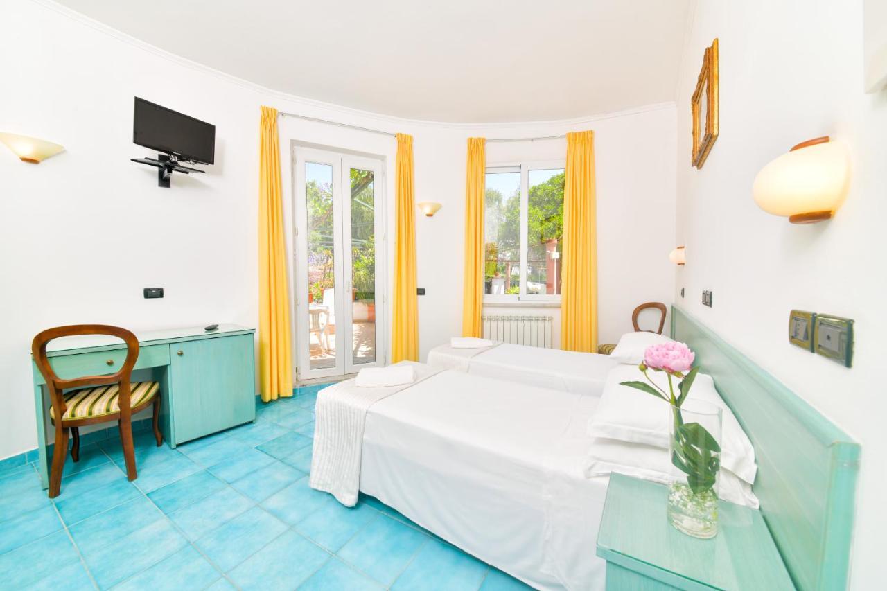 Hotel Pineta Ischia Dış mekan fotoğraf