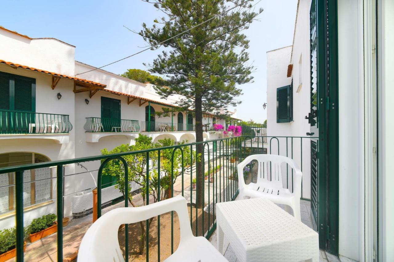 Hotel Pineta Ischia Dış mekan fotoğraf