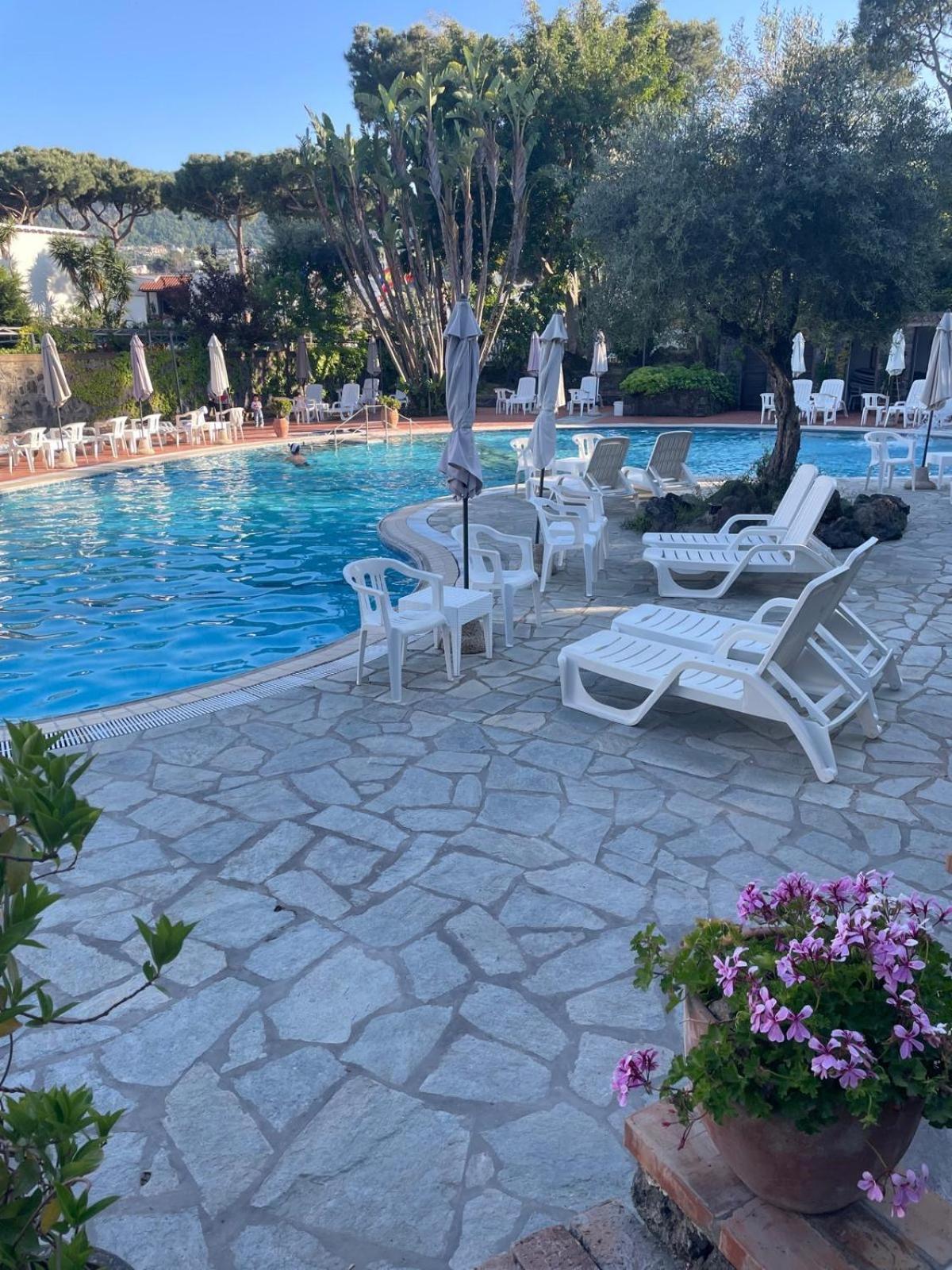 Hotel Pineta Ischia Dış mekan fotoğraf